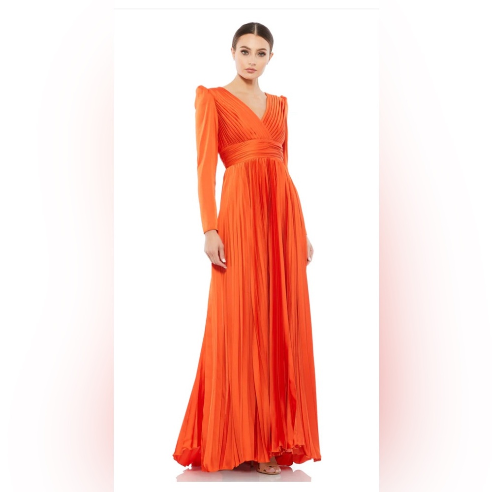 Mac Duggal PLEATED LONG SLEEVE V-NECK GOWN